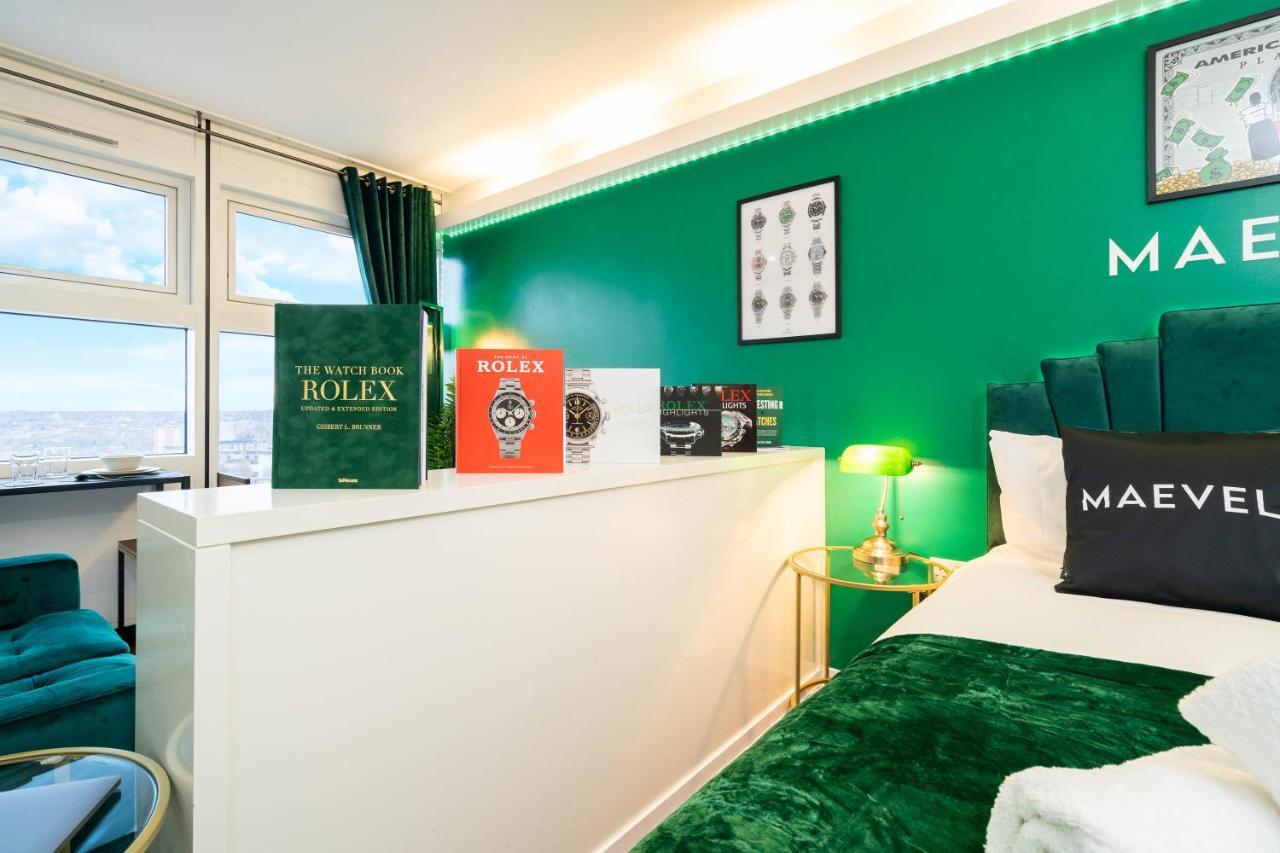 Maevela Apartments - Top Floor Rolex Themed Studio Apt Inside The Cube, Mailbox - Free Netflix & Wifi 伯明翰 外观 照片